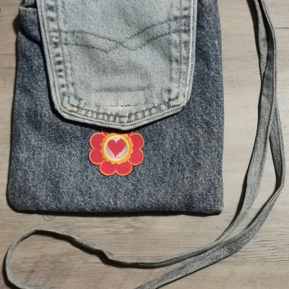 Cute Vintage FUBU Purse - Picture 2 of 2